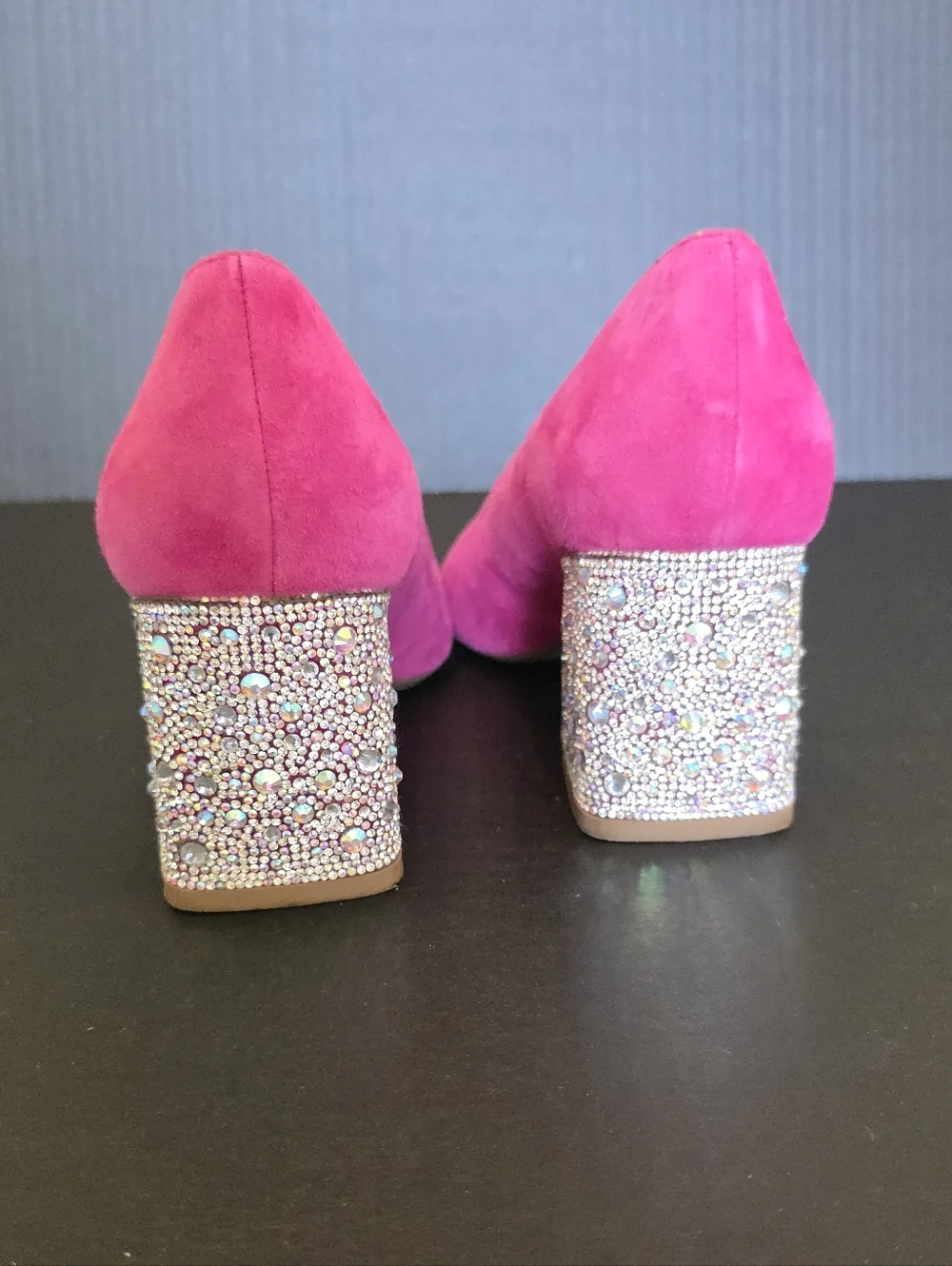 Betsey Johnson Pink Suede Pointed Toe Pumps with Embellished Block Heel Glamour - Picture 2 of 6